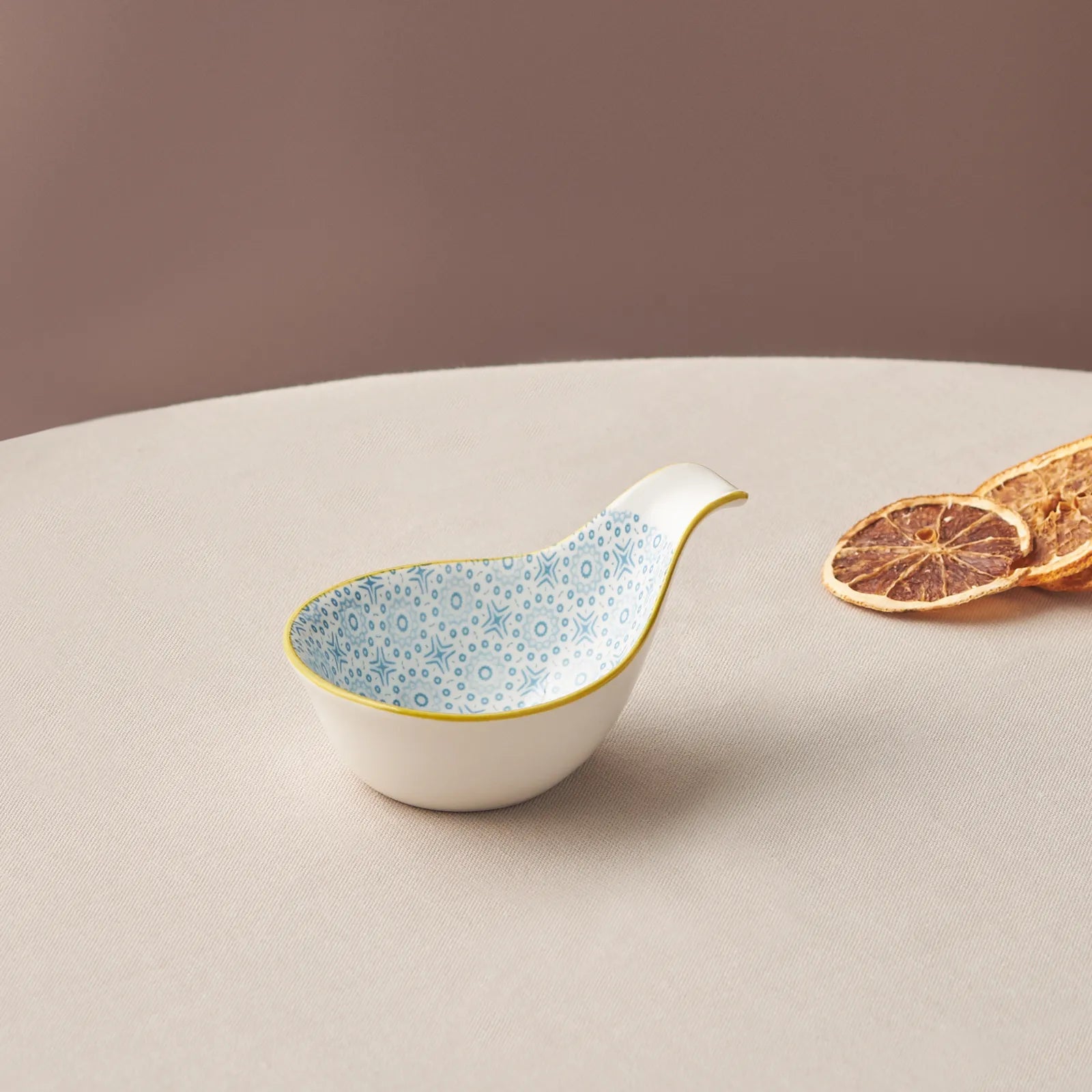 Karaca Floral Blue Drop Cookie/Sauce Bowl 10 cm 153.03.08.2996 -  Bowls | كاراجا فلورال بلو دروب كوكي / صوص وعاء 10 سم - ebarza Furniture UAE | Shop Modern Furniture in Abu Dhabi & Dubai - مفروشات ايبازرا في الامارات | تسوق اثاث عصري وديكورات مميزة في دبي وابوظبي