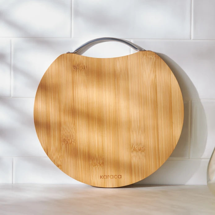 Karaca Owen Round Small Cutting Board 153.03.09.0019 -  Cutting Boards | لوح تقطيع صغير دائري من كاراجا أوين - ebarza Furniture UAE | Shop Modern Furniture in Abu Dhabi & Dubai - مفروشات ايبازرا في الامارات | تسوق اثاث عصري وديكورات مميزة في دبي وابوظبي