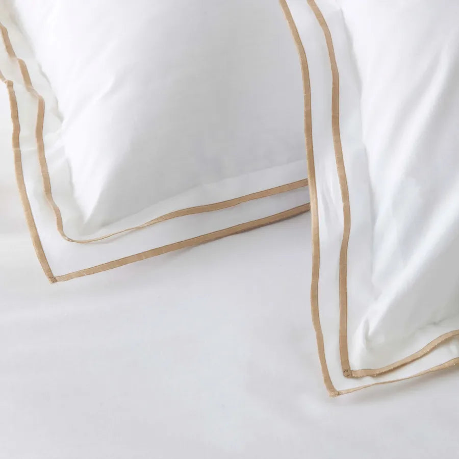 Karaca Home White Collection Victorie Beige Piccolo Percale Double Duvet Cover Set 200.20.01.0106 -  Bedding | طقم غطاء لحاف مزدوج بيكولو بيركال من كاراجا هوم وايت كوليكشن فيكتوري بيج - ebarza Furniture UAE | Shop Modern Furniture in Abu Dhabi & Dubai - مفروشات ايبازرا في الامارات | تسوق اثاث عصري وديكورات مميزة في دبي وابوظبي