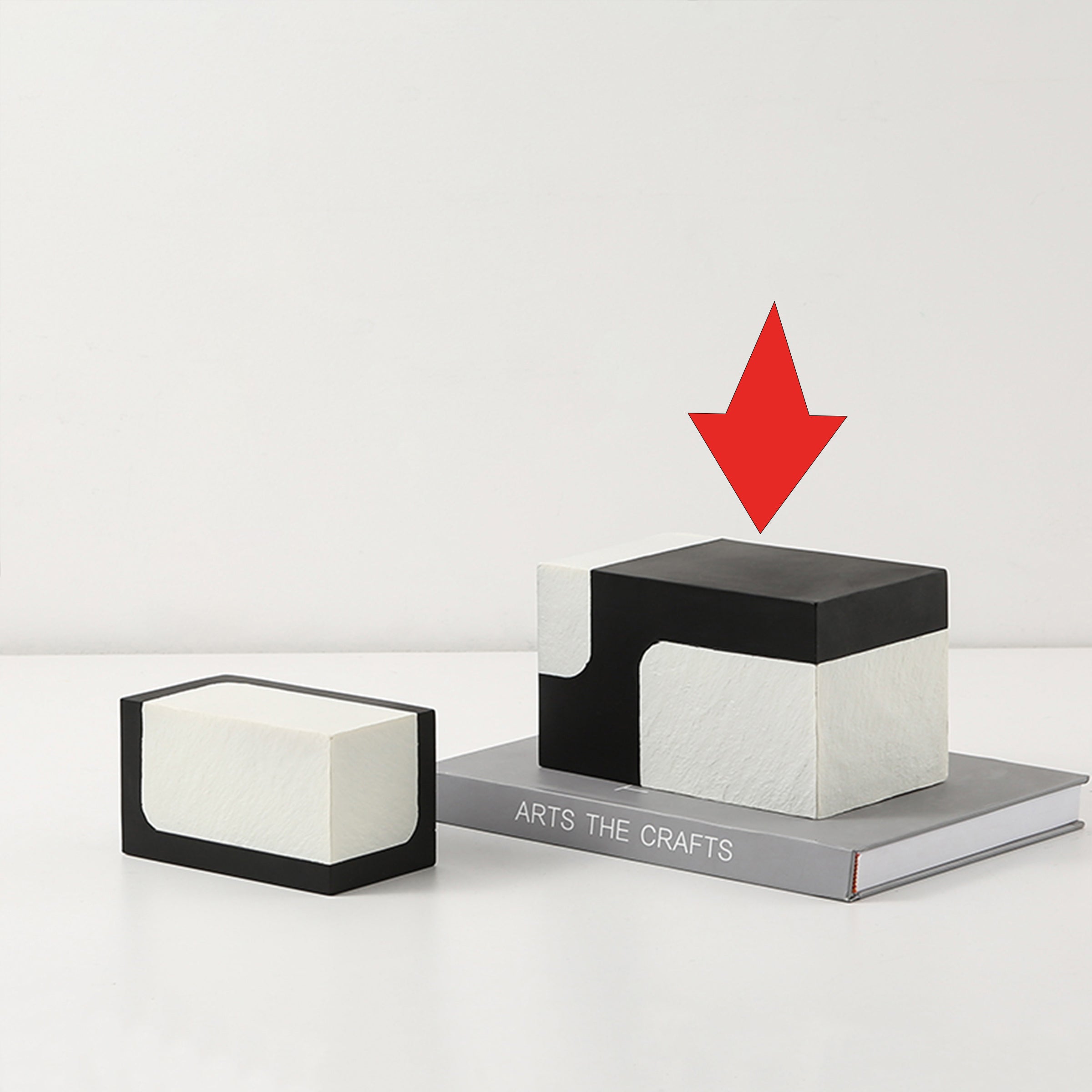 Black And White Stone Block A Fc-Sz21108A -  Home Decor Figurines | ديكور كتلة الحجر الأسود والأبيض - ebarza Furniture UAE | Shop Modern Furniture in Abu Dhabi & Dubai - مفروشات ايبازرا في الامارات | تسوق اثاث عصري وديكورات مميزة في دبي وابوظبي