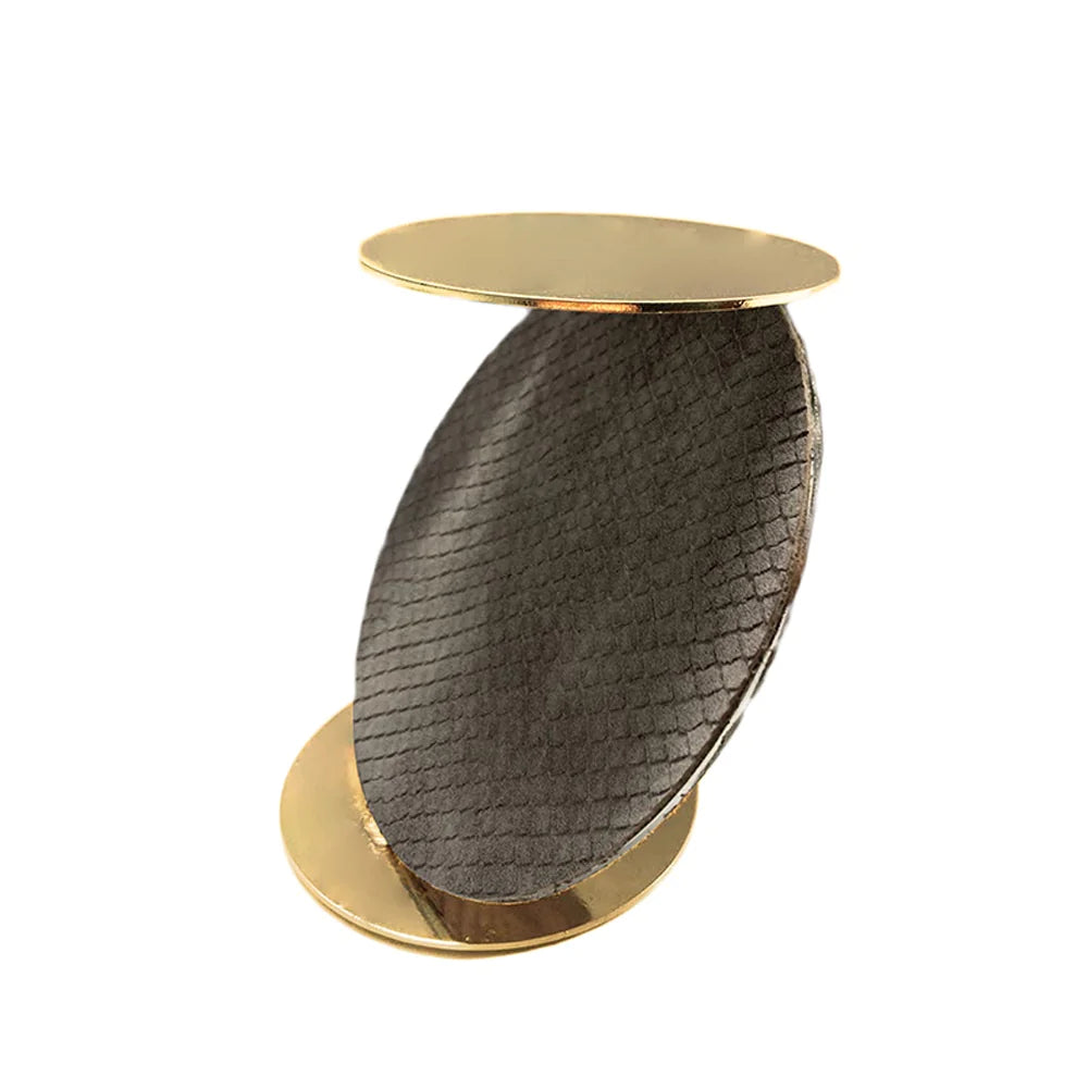 Brown & Gold Leather Candle Holder With Metal Detail - Tall Fb-W22012A -  Candle Holders | حامل شموع من الجلد البني والذهبي بتفاصيل معدنية - طويل - ebarza Furniture UAE | Shop Modern Furniture in Abu Dhabi & Dubai - مفروشات ايبازرا في الامارات | تسوق اثاث عصري وديكورات مميزة في دبي وابوظبي