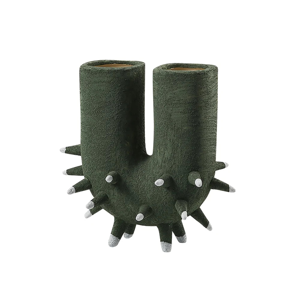 Green Ceramic Curve Vase With Spikes Fd-D22068B -  Vases | مزهرية منحنية من السيراميك الأخضر مع مسامير - ebarza Furniture UAE | Shop Modern Furniture in Abu Dhabi & Dubai - مفروشات ايبازرا في الامارات | تسوق اثاث عصري وديكورات مميزة في دبي وابوظبي