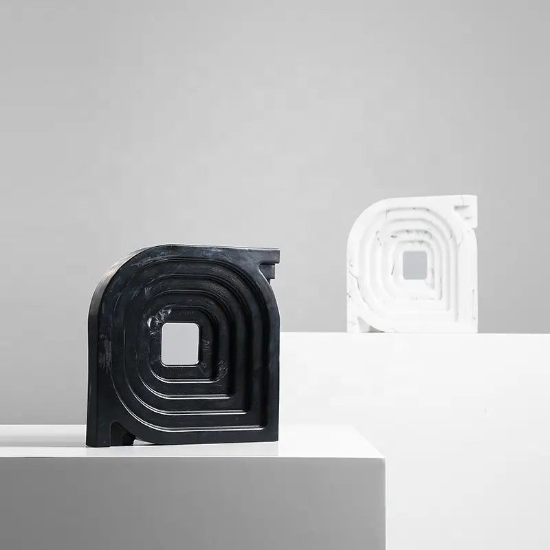 Square And Round Corner Ornaments Black Fc-Sz21105A -  Home Decor Figurines - ebarza Furniture UAE | Shop Modern Furniture in Abu Dhabi & Dubai - مفروشات ايبازرا في الامارات | تسوق اثاث عصري وديكورات مميزة في دبي وابوظبي