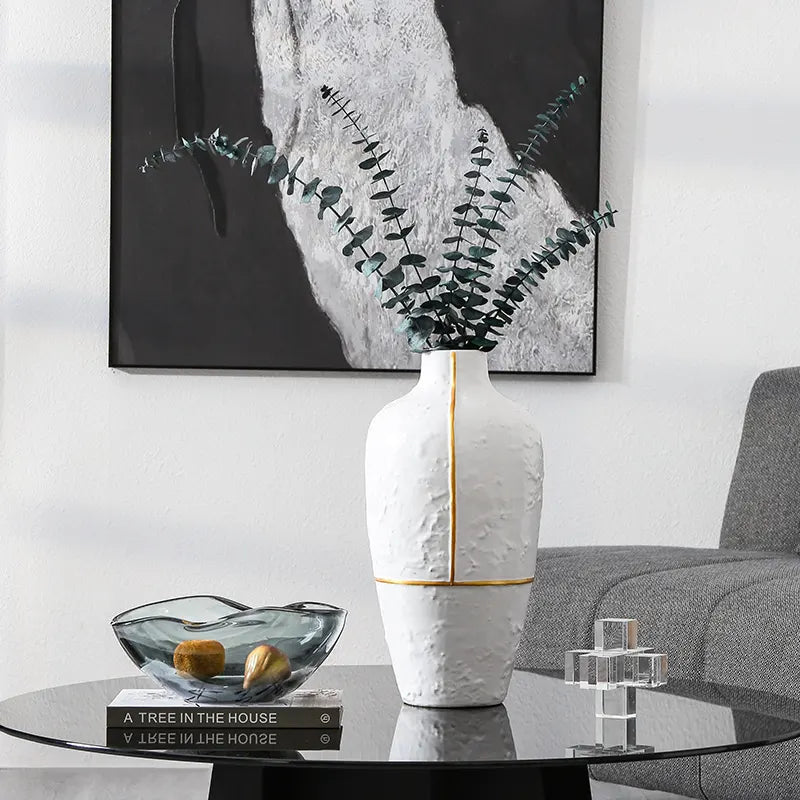 White Vase With Gold Thread-A Fa-D1954A -  Vases - ebarza Furniture UAE | Shop Modern Furniture in Abu Dhabi & Dubai - مفروشات ايبازرا في الامارات | تسوق اثاث عصري وديكورات مميزة في دبي وابوظبي