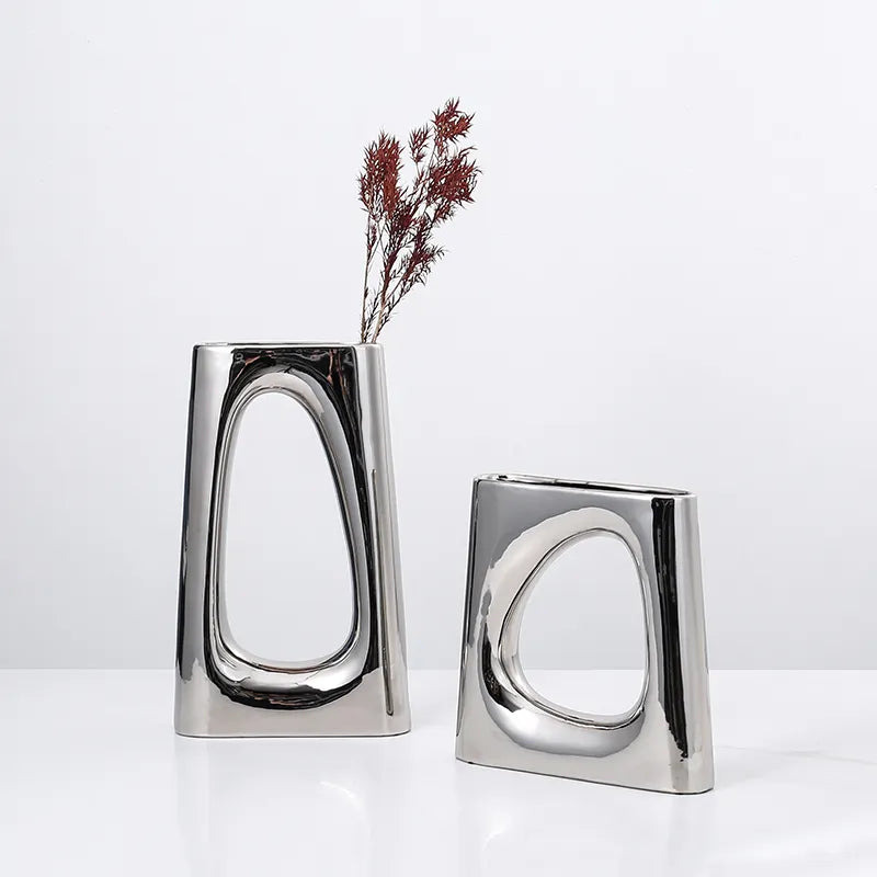 Silver Ceramic Vase - Tall Fa-D22070A -  Vases | مزهرية سيراميك فضي - طويل - ebarza Furniture UAE | Shop Modern Furniture in Abu Dhabi & Dubai - مفروشات ايبازرا في الامارات | تسوق اثاث عصري وديكورات مميزة في دبي وابوظبي