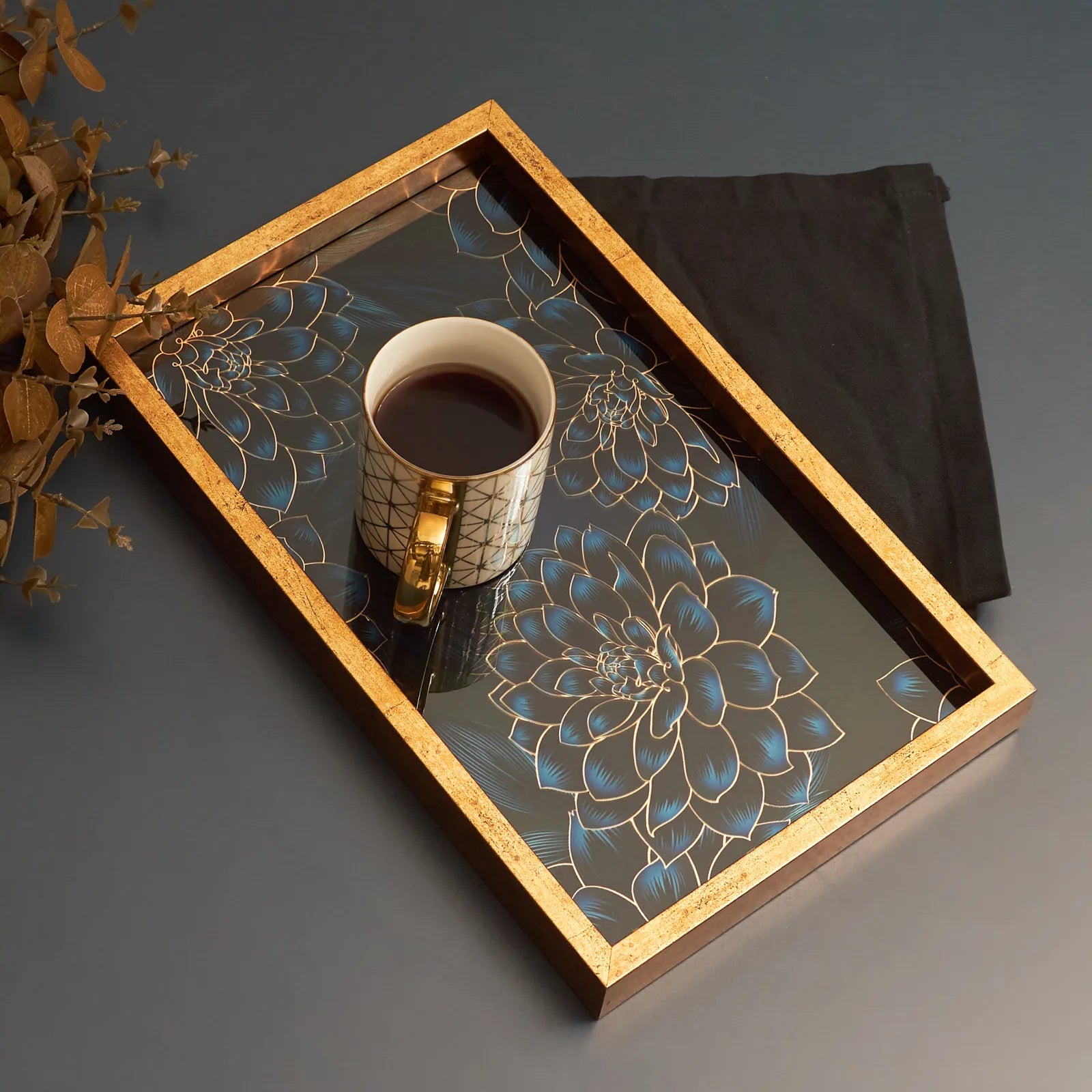 Karaca Home Deep Forest Tray Navy Blue 40X25 Cm 300.21.02.0442 -  Trays | صينية كاراجا هوم ديب فورست أزرق كحلي 40*25 سم - ebarza Furniture UAE | Shop Modern Furniture in Abu Dhabi & Dubai - مفروشات ايبازرا في الامارات | تسوق اثاث عصري وديكورات مميزة في دبي وابوظبي