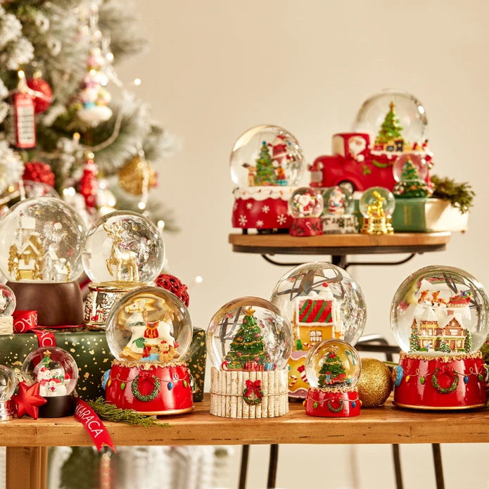 Karaca Home Gifts Christmas Snow Globe 300.21.02.0326 -  Home Decor Figurines | هدايا المنزل كاراجا عيد الميلاد سنو غلوب - ebarza Furniture UAE | Shop Modern Furniture in Abu Dhabi & Dubai - مفروشات ايبازرا في الامارات | تسوق اثاث عصري وديكورات مميزة في دبي وابوظبي