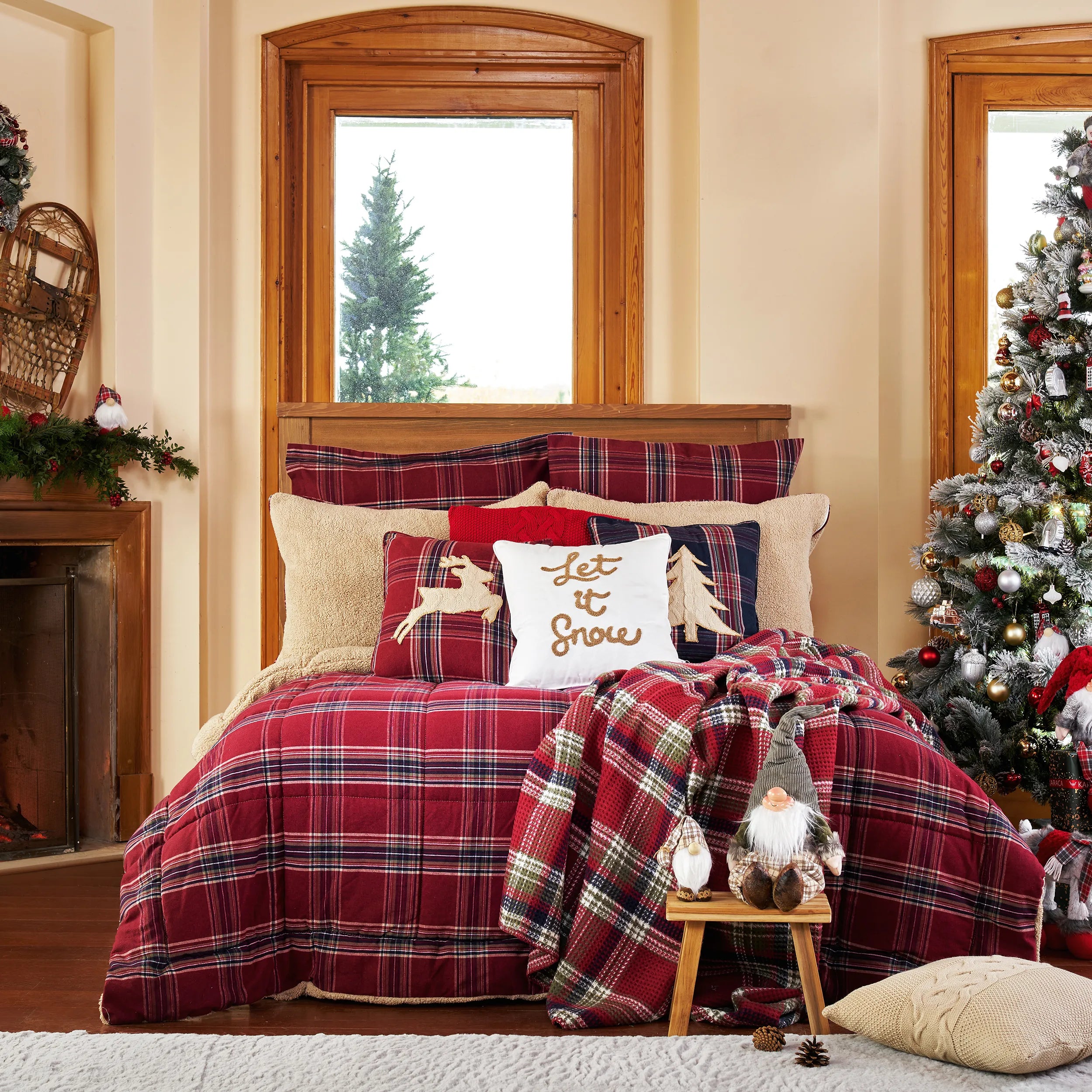 Karaca Home Woodland Red Double Cozy Comfort Set 200.19.01.1001 -  Bedding | كاراجا هوم مجموعة راحة وودلاند الحمراء المزدوجة المريحة - ebarza Furniture UAE | Shop Modern Furniture in Abu Dhabi & Dubai - مفروشات ايبازرا في الامارات | تسوق اثاث عصري وديكورات مميزة في دبي وابوظبي