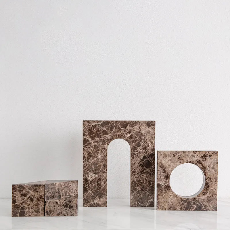 Brown Squre & Round Shape Vase-A Fb-T2026A -  Home Decor Figurines - ebarza Furniture UAE | Shop Modern Furniture in Abu Dhabi & Dubai - مفروشات ايبازرا في الامارات | تسوق اثاث عصري وديكورات مميزة في دبي وابوظبي