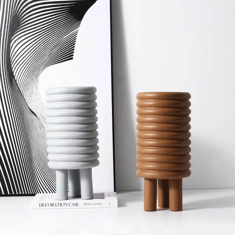 Circle Vase Grey Fc-Sz2174C -  Vases - ebarza Furniture UAE | Shop Modern Furniture in Abu Dhabi & Dubai - مفروشات ايبازرا في الامارات | تسوق اثاث عصري وديكورات مميزة في دبي وابوظبي