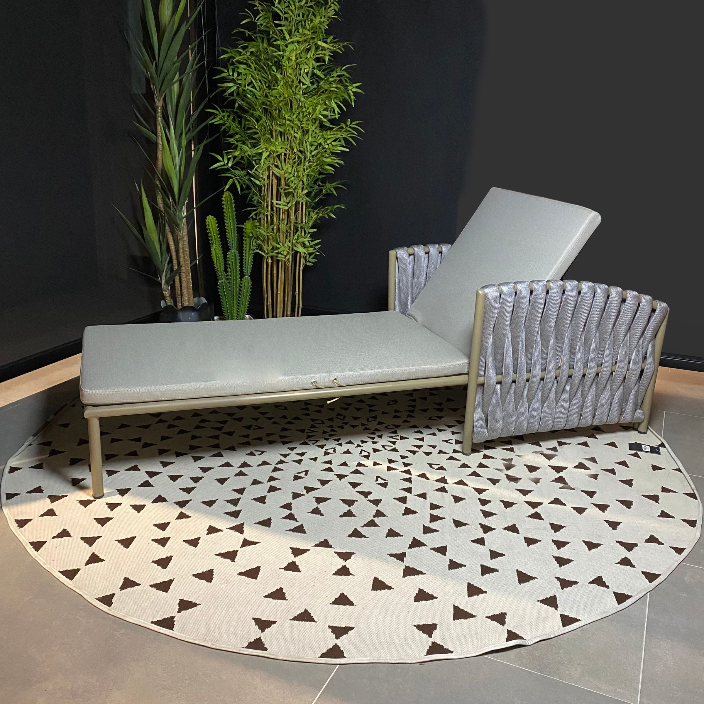 Maroc Outdoor Sunbed Mrcsb-Sanc504 -  Sunloungers - ebarza Furniture UAE | Shop Modern Furniture in Abu Dhabi & Dubai - مفروشات ايبازرا في الامارات | تسوق اثاث عصري وديكورات مميزة في دبي وابوظبي