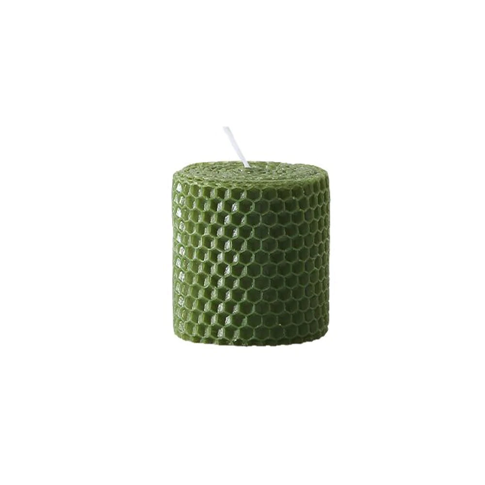 Honeycomb Pattern Candle - Small Fc-Ftj031C -  Candles - ebarza Furniture UAE | Shop Modern Furniture in Abu Dhabi & Dubai - مفروشات ايبازرا في الامارات | تسوق اثاث عصري وديكورات مميزة في دبي وابوظبي