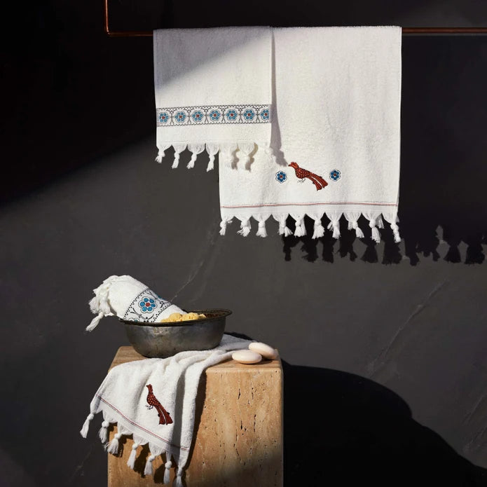 Karaca Home Paye Seljuk Series Bird Embroidery 100% Cotton Towel Set 200.20.01.0626 -  Towels - ebarza Furniture UAE | Shop Modern Furniture in Abu Dhabi & Dubai - مفروشات ايبازرا في الامارات | تسوق اثاث عصري وديكورات مميزة في دبي وابوظبي