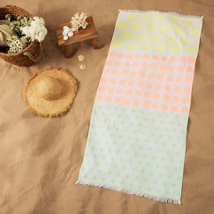 Karaca Home Points Multi 100% Cotton Double Sided Beach Towel 70X150 200.20.01.0183 -  Towels - ebarza Furniture UAE | Shop Modern Furniture in Abu Dhabi & Dubai - مفروشات ايبازرا في الامارات | تسوق اثاث عصري وديكورات مميزة في دبي وابوظبي