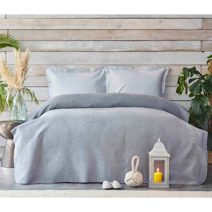 Karaca Home Remas Gray Double Softline Blanket 200.15.01.0235 -  Blankets - ebarza Furniture UAE | Shop Modern Furniture in Abu Dhabi & Dubai - مفروشات ايبازرا في الامارات | تسوق اثاث عصري وديكورات مميزة في دبي وابوظبي
