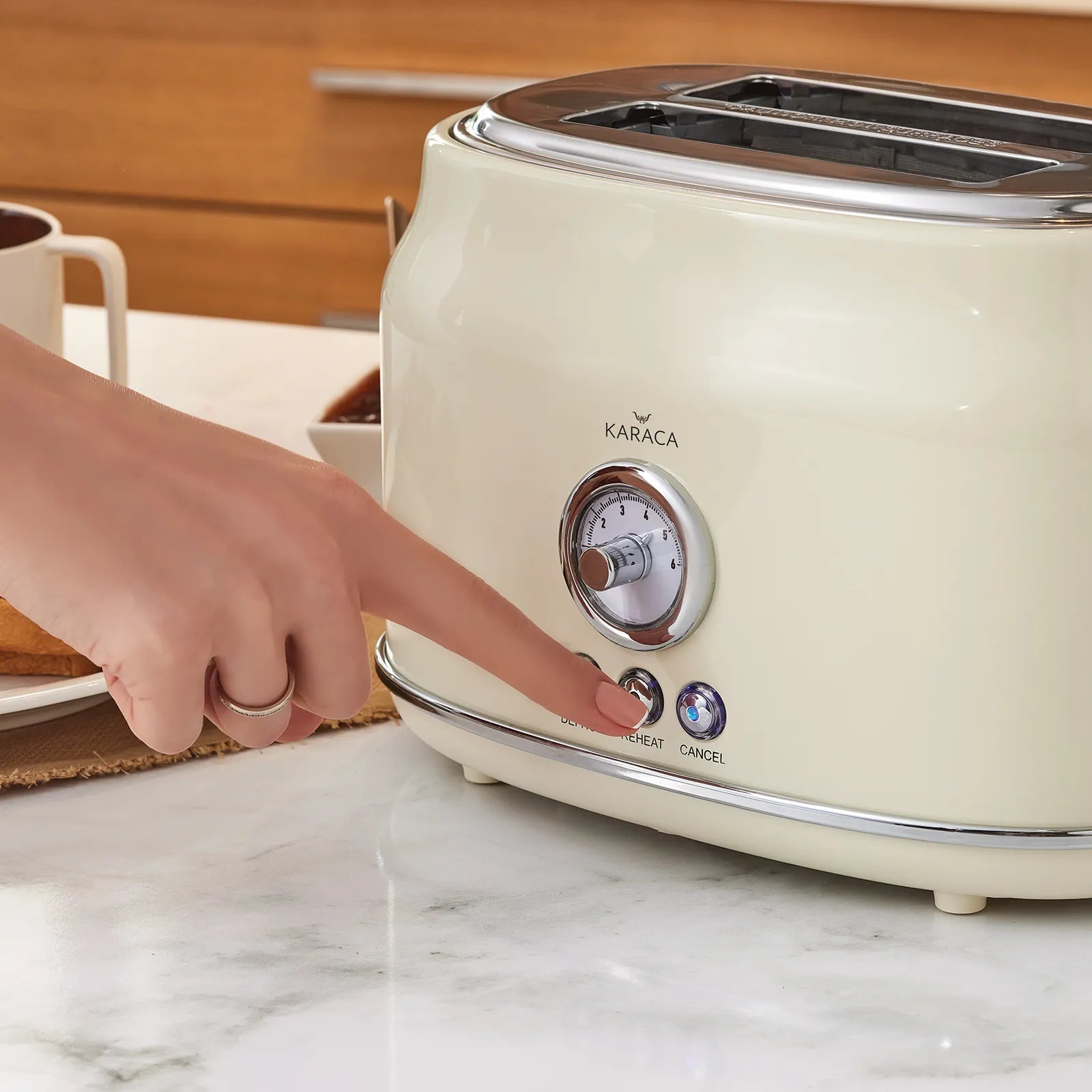 Karaca Retro Toaster Cream 153.03.06.5141 -  Kitchen Appliances - ebarza Furniture UAE | Shop Modern Furniture in Abu Dhabi & Dubai - مفروشات ايبازرا في الامارات | تسوق اثاث عصري وديكورات مميزة في دبي وابوظبي