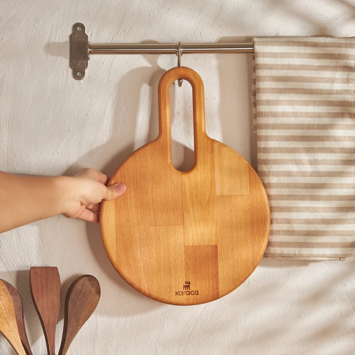 Karaca Urban wood Round Cutting Board Small 153.03.09.0126 -  Cutting Boards - ebarza Furniture UAE | Shop Modern Furniture in Abu Dhabi & Dubai - مفروشات ايبازرا في الامارات | تسوق اثاث عصري وديكورات مميزة في دبي وابوظبي