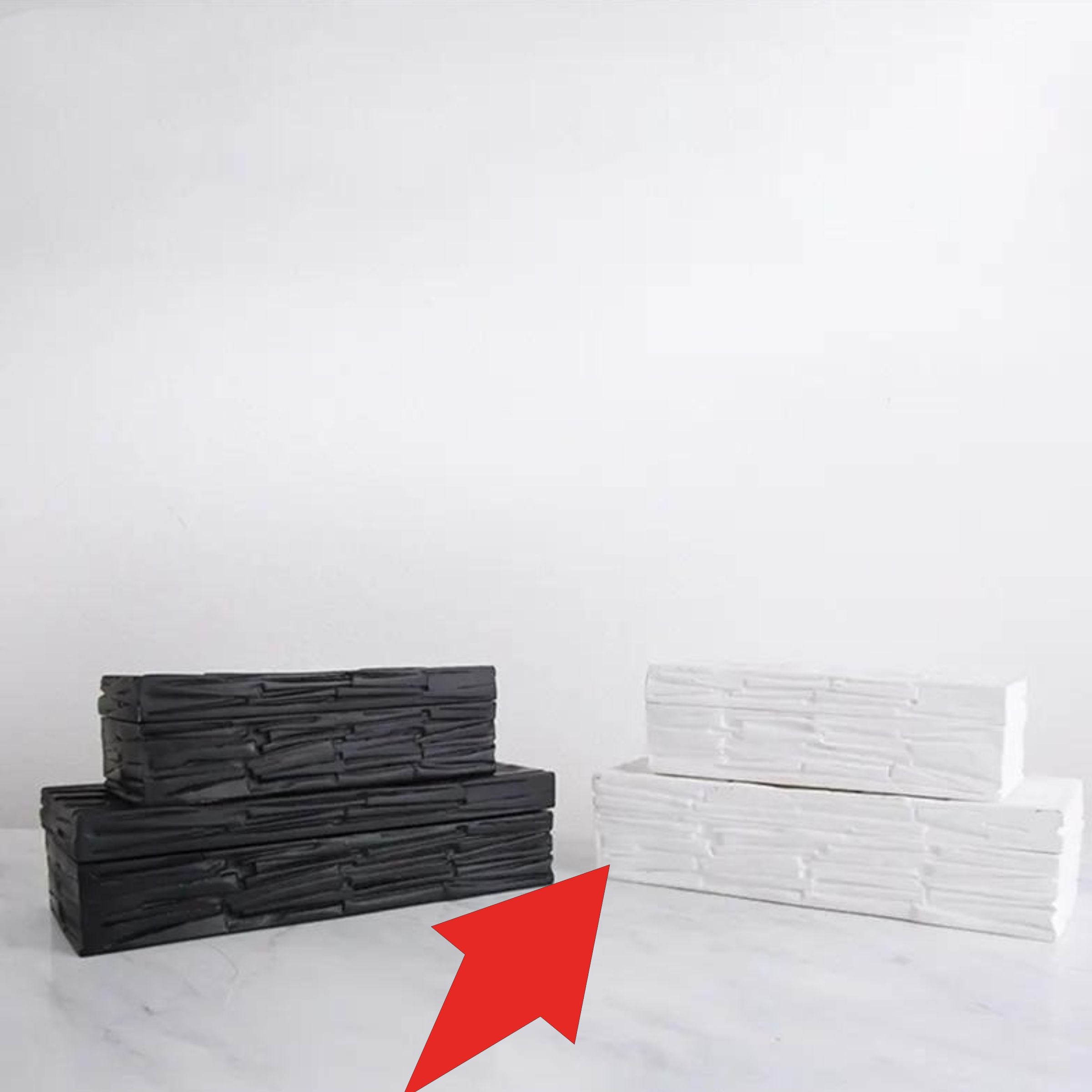 White Resin Decorative Box-A Fc-Sz2022A -  Decorative Boxes - ebarza Furniture UAE | Shop Modern Furniture in Abu Dhabi & Dubai - مفروشات ايبازرا في الامارات | تسوق اثاث عصري وديكورات مميزة في دبي وابوظبي